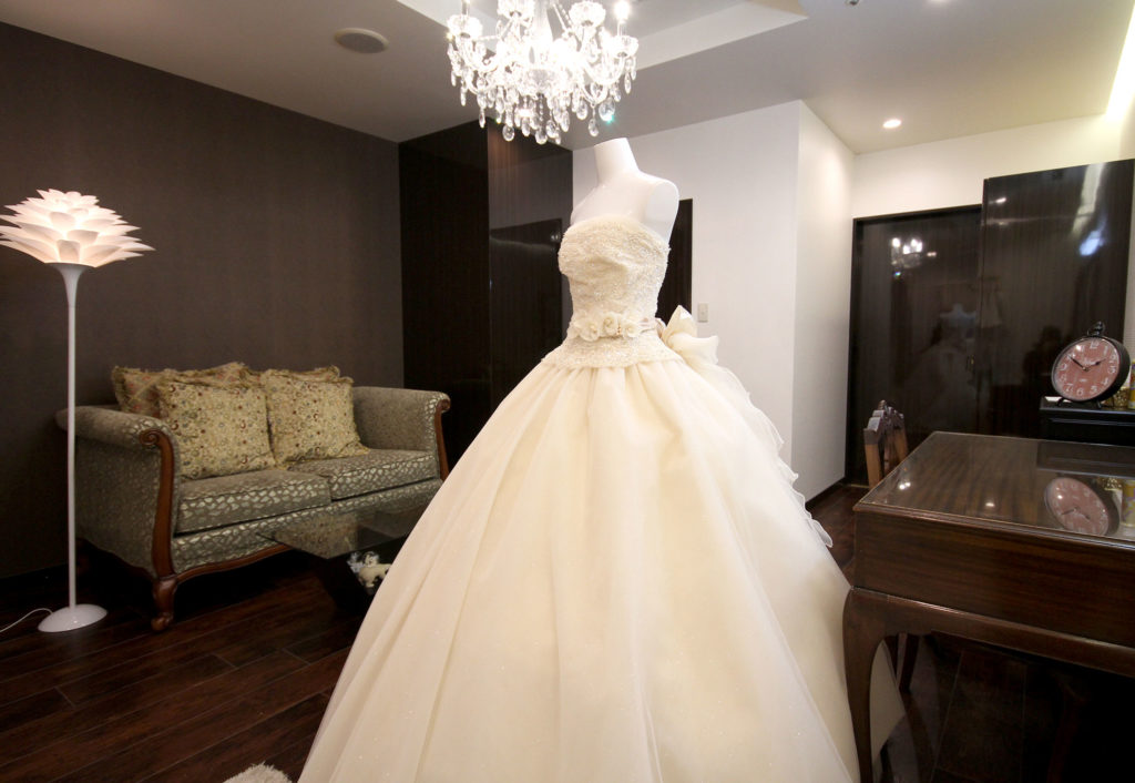 ウェディングドレス|愛媛県松山市の結婚式場ベルフォーレ松山
